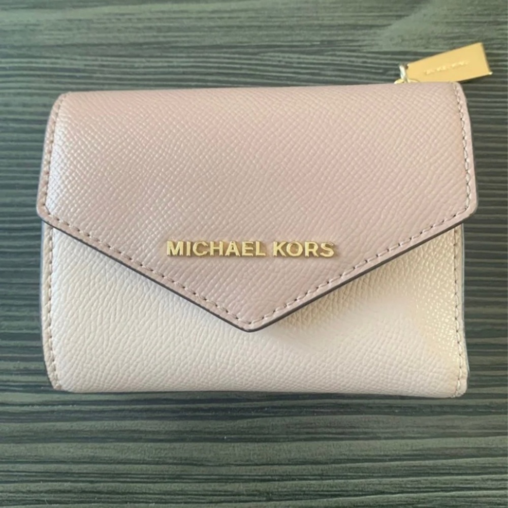 Michael Kors Jet Set Leather Wallet